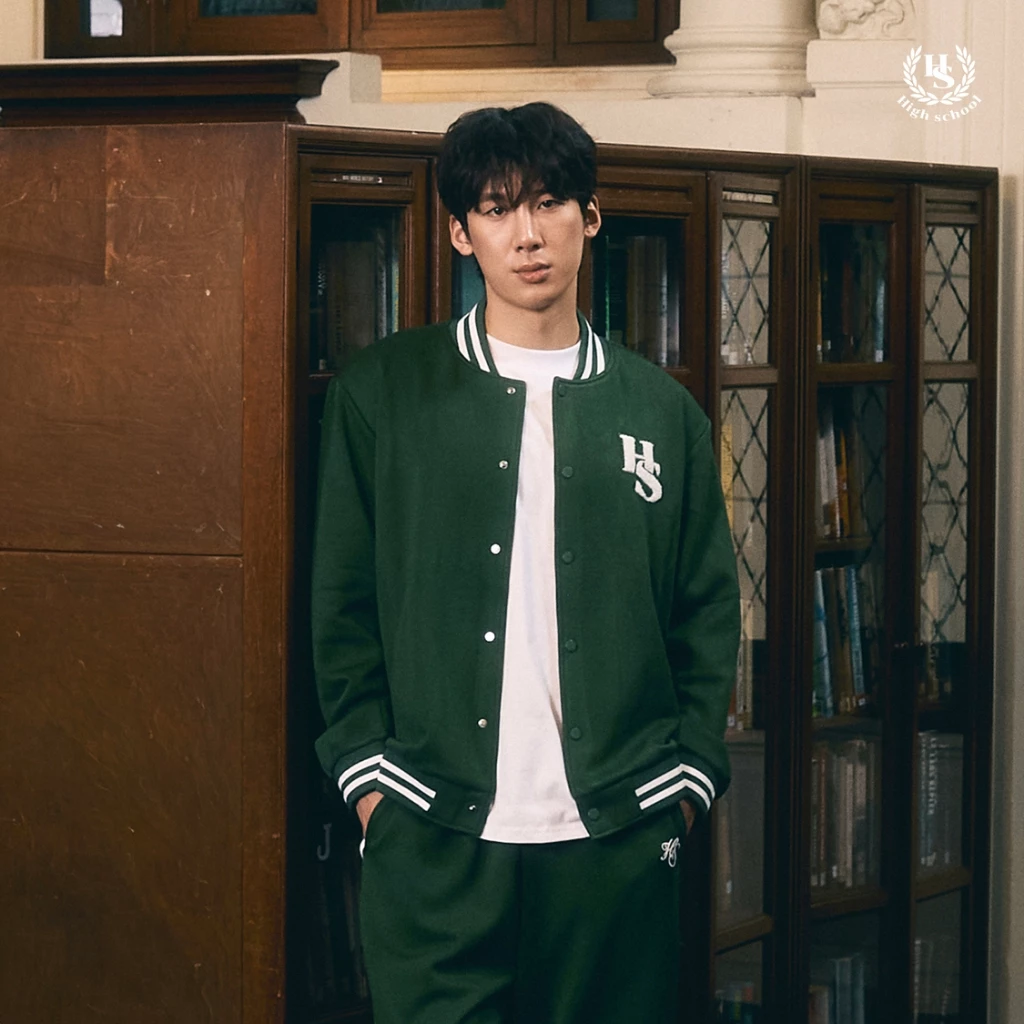 Highschool Preppy Collection 2025 Oversize Comfy Neoprene Varsity Jacket เสื้อคลุมนักศึกษา - OTB21542