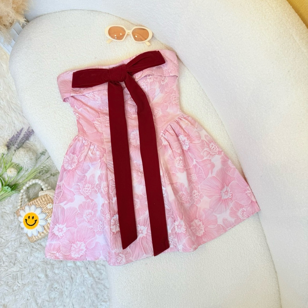 [LISA] A1193 ชุดเดรสกระโปรงเกาะอกแต่งโบว์กำมะหยี่ผ้าลายดอกไม้ สวยหรูผู้ดีลุคคุณ ใส่ออกงาน ดินเนอร์ - รูปที่ 3