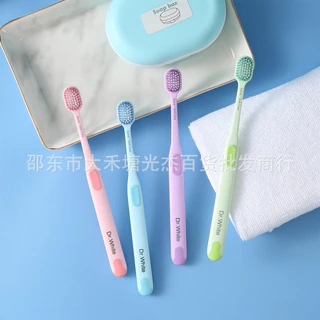 (แพ็คเกจใหม่) Dr.white แปรงสีฟันคู่ ราคาประหยัด ขนนุ่ม ถนอมเหงือก ด้ามแปรงจับถนัดมือ