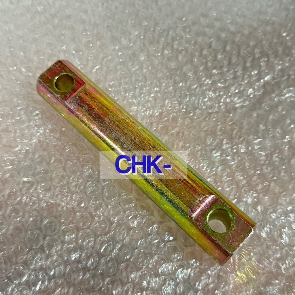 สลักคานใบมีด คูโบต้า รุ่น L4708-L5018 KUBOTA สลักคานใบมีดหน้า รถไถคูโบต้า