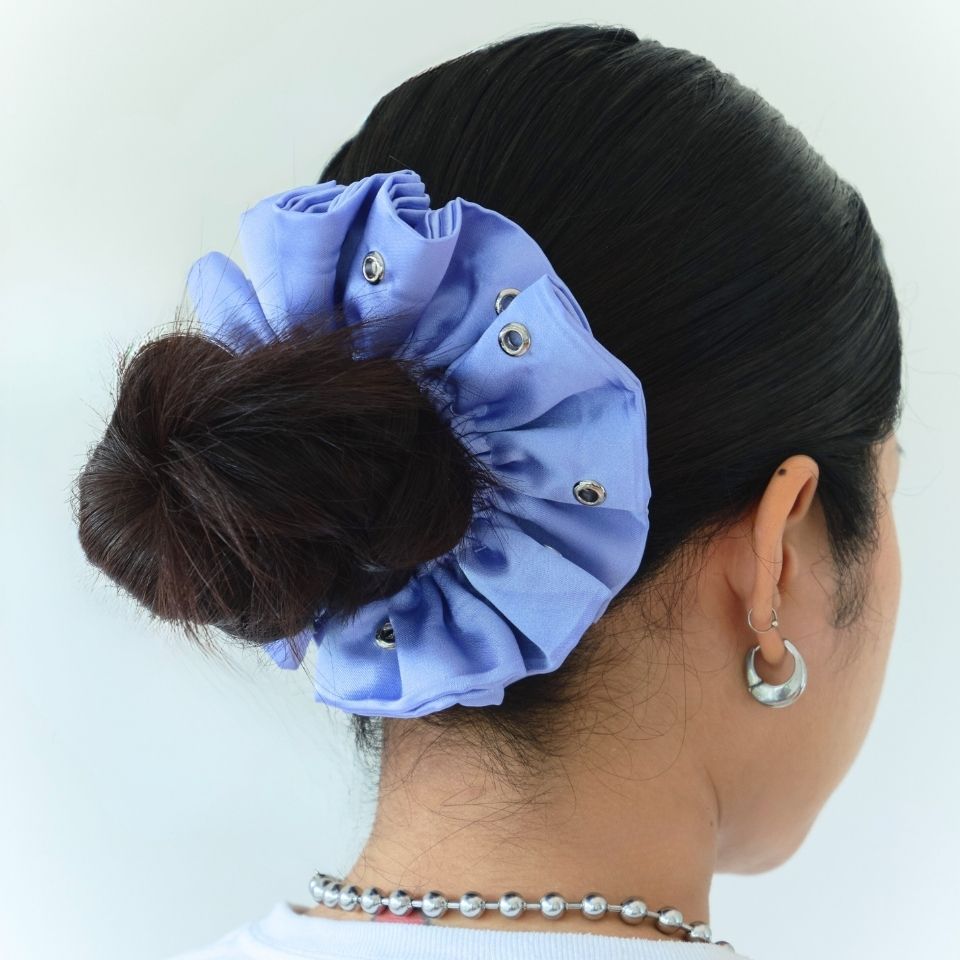 สครันชี่ Handmade ไซส์ XL ดีไซน์สีพื้น ตกแต่ง Studs - รูปที่ 2