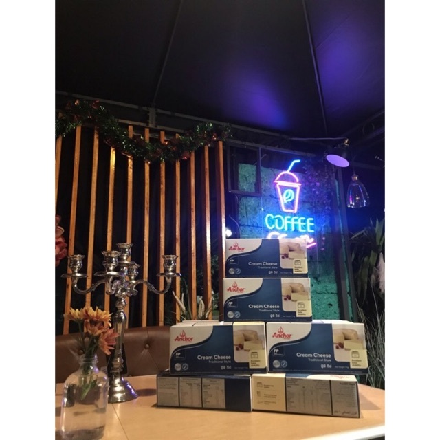 ครีมชีส แองเคอร์ นำเข้า ที่เหมาะสำหรับทุก เมนู  Anchor Cream Cheese