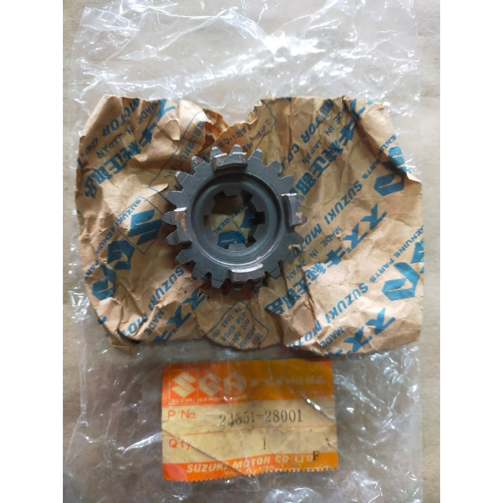 เฟืองเกียร์ Suzuki TS125 TS185 GT185 แท้ใหม่ Made in japan