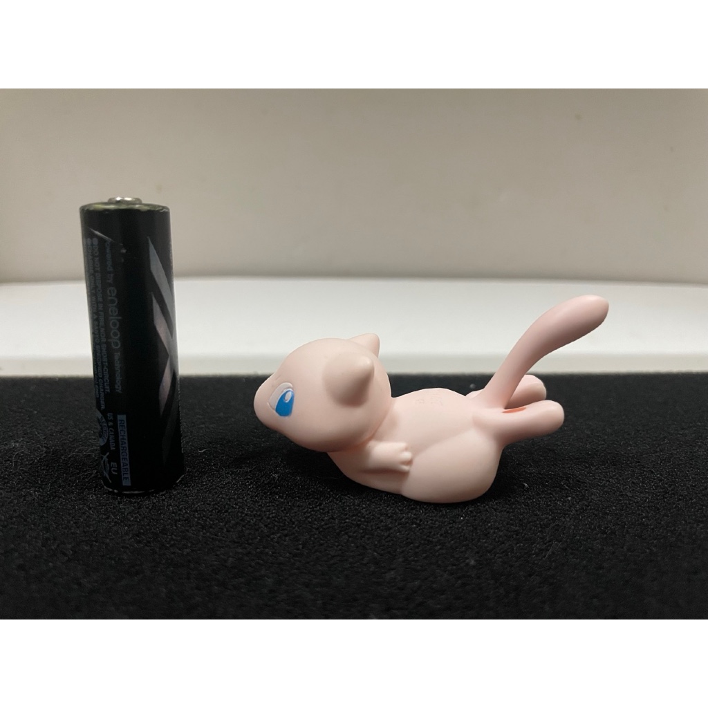 Bandai Pokemon Mew Figure สวมนิ้ว