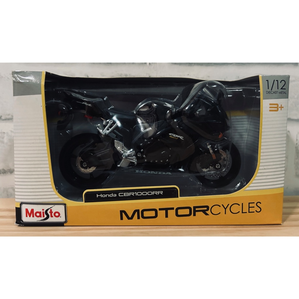 Motorcycle Model : Honda CBR 1000RR by Maisto 1:12