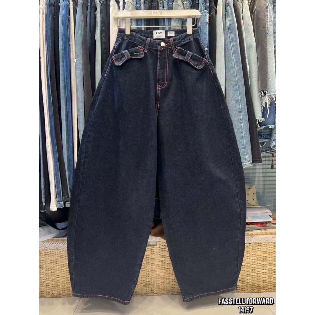 🇰🇷New🇰🇷  Korea bow baggy black denim jeans  มาใหม่ค้า กับยีนฟอกสีดำ เดินด้ายสีชมพู ดีเทลแต่งทำโบว์ ช