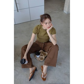 Glamclothes Sandsan top เสื้อไหมพรมแขนสั้นทรงเป๊ะ ผ้าทิ้งตัว…