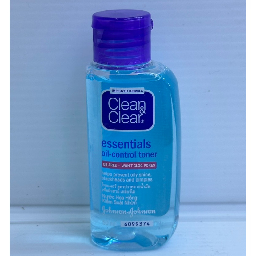 Clean & Clear คลีน แอนด์ เคลียร์ เอสเซนเซียล ออยล์-คอนโทรล โทนเนอร์  ปริมาณ 50 ml.