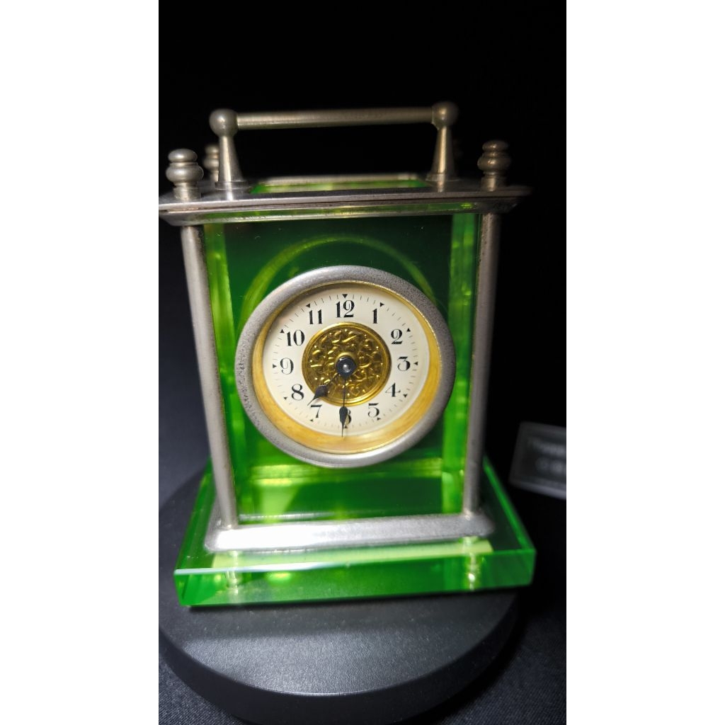 🕰️Uranium clock นาฬิกายูเรเนียมทรงรถม้า Vaseline Glass – แบรนด์ญี่ปุ่นแท้ Tokyo Tokei Seizo Kaisha 🇯