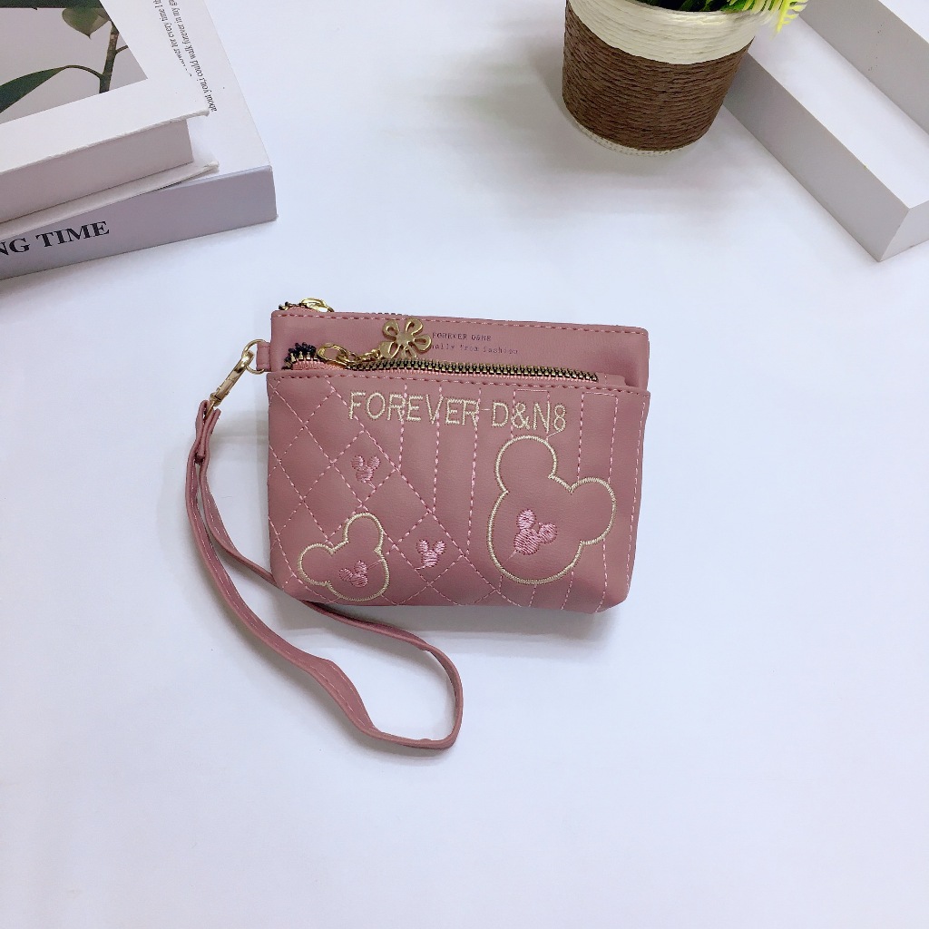 DQ82#BBกระเป๋าสตางค์กระเป๋าสตางค์ผู้หญิง พร้อมสายคลองมือค่ะ มี3 ซิปใส่เหรียญใส่บัตรได้ค่ะใส่แบงค์1000 พับครึ่ง - รูปที่ 6