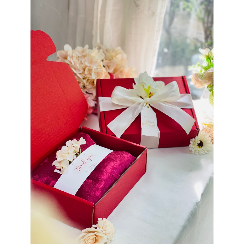 ผ้าแพร 5 ฟุต พร้อมกล่อง ของรับไหว้ ของขวัญวันเกษียณ ของขวัญปีใหม่