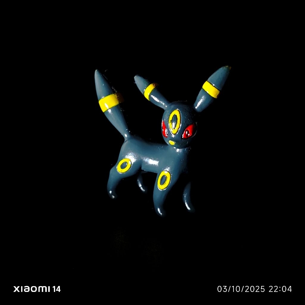 Nintendo Pokemon Umbreon Figure Model