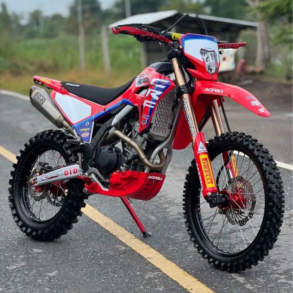 สติ๊กเกอร์ CRF 300l เต็มคัน (เปลี่ยนนัมเบอร์ แจ้งข้อความร้าน)