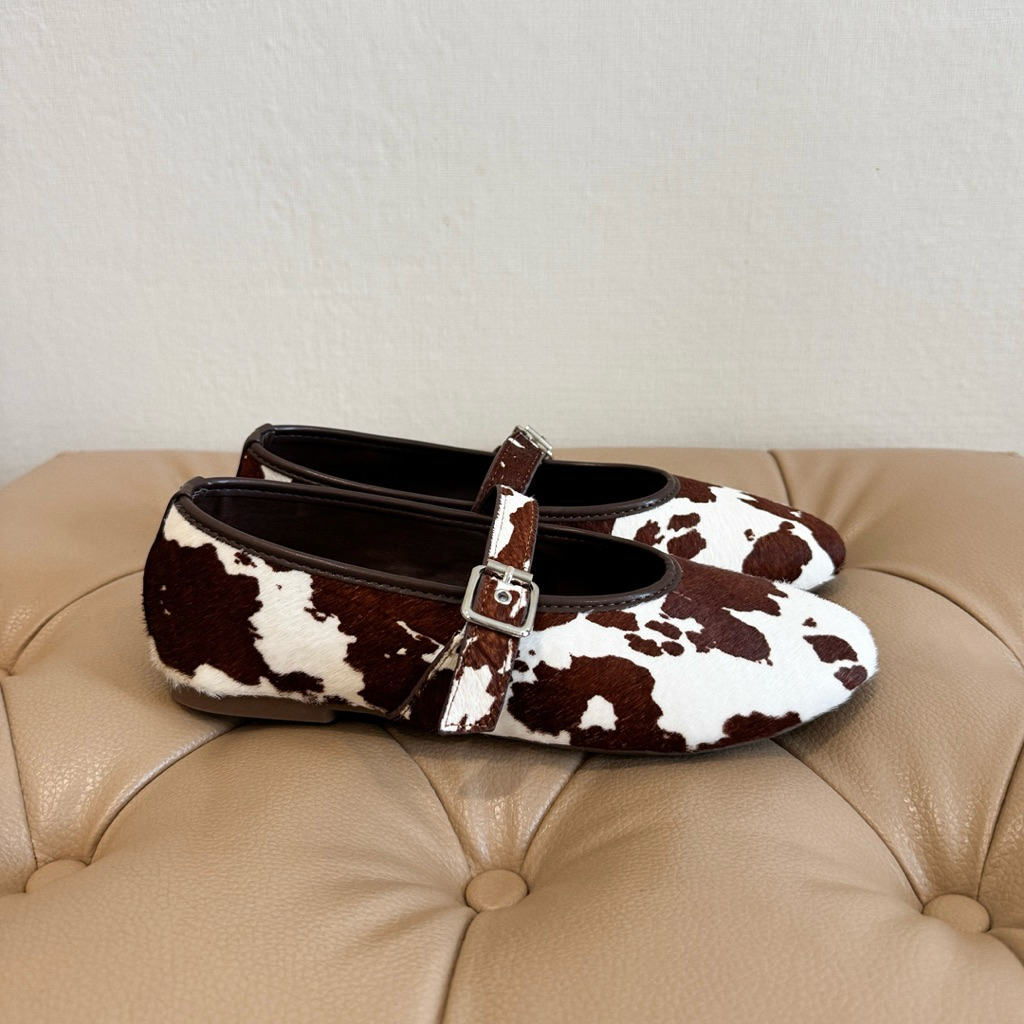 [พร้อมส่ง] WEAR.SOUL #S655-Cow Print Flats รองเท้าแฟลต รองเท้าส้นแบน