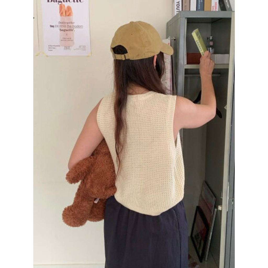 Vest เสื้อไหมพรมสีครีม (พร้อมส่ง)