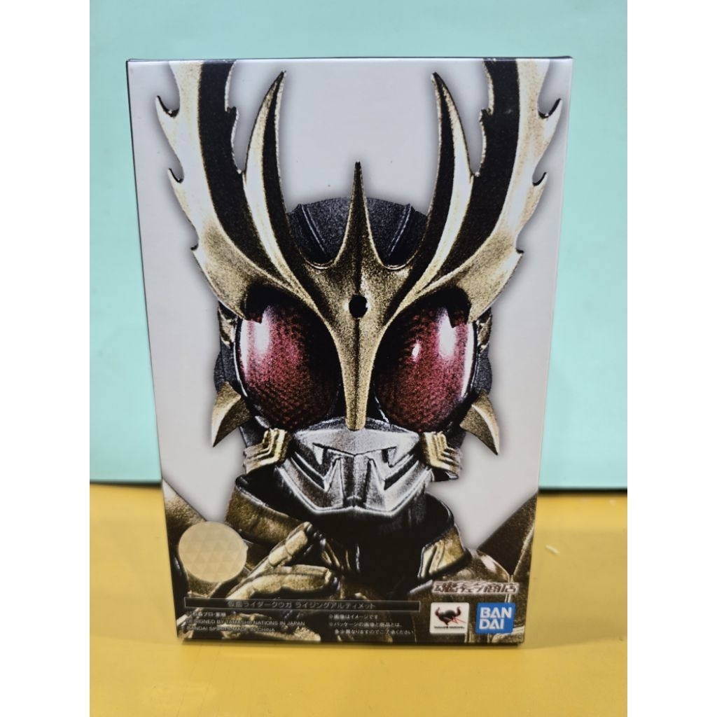 S.H.Figuarts (SHINKOCCHOU SEIHOU)MASKED RIDER KUUGA RISING ULTIMATE สินค้ามือ 2 ไม่มีกล่องน้ำตาล