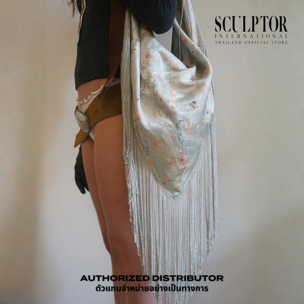 SCULPTOR® กระเป๋า Fringe Scarf Bag