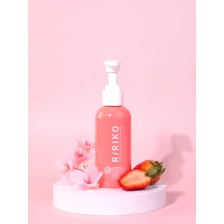 Ririko Feminine Micellar Wash Strawberry Blossom - ผลิตภัณฑ์ทำความสะอาดจุดซ่อนเร้น กลิ่นสตรอว์เบอร์รี่ ดอกซากุระ