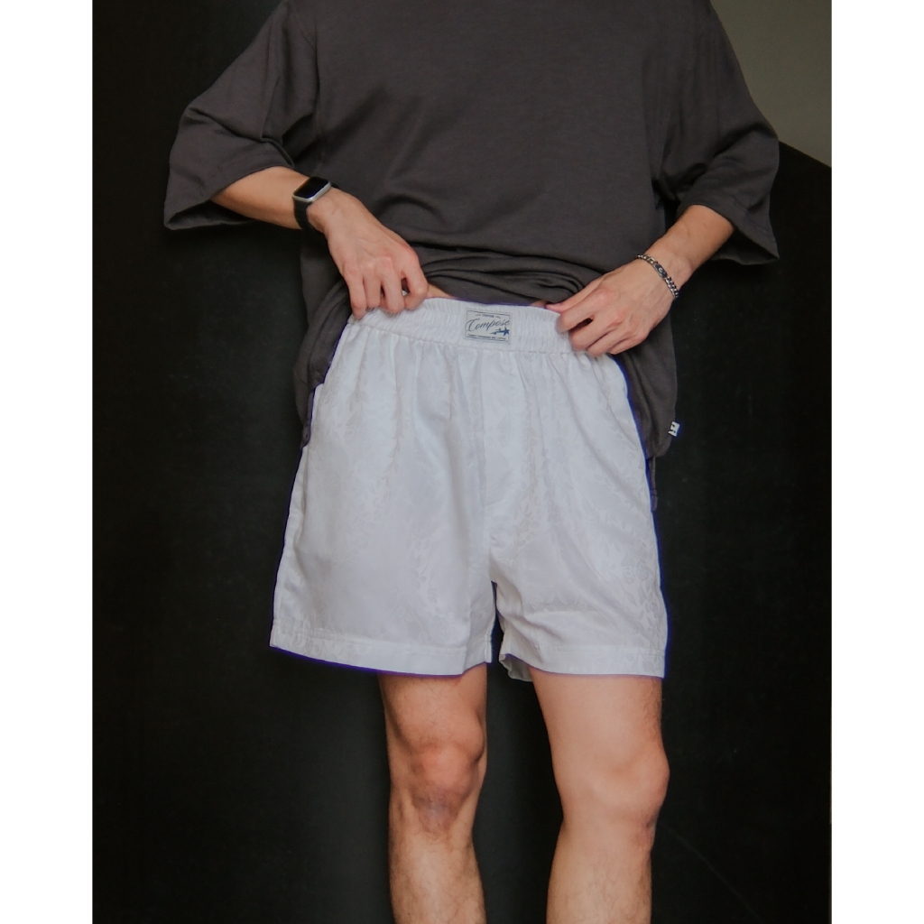 COMPOSE. - VTG Floral Satin Boxer Easy Shorts in White|  กางเกงขาสั้น สไตล์บ็อกเซอร์ ผ้าซาตินลายดอกไม้ สีขาว