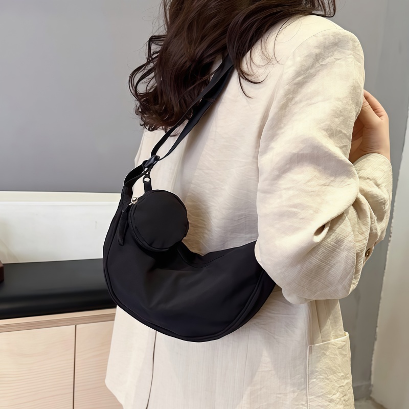 กระเป๋าสะพายเดี่ยว สีทึบ แฟชั่น เกาหลี เหมาะสำหรับสาว กระเป๋าสวย
