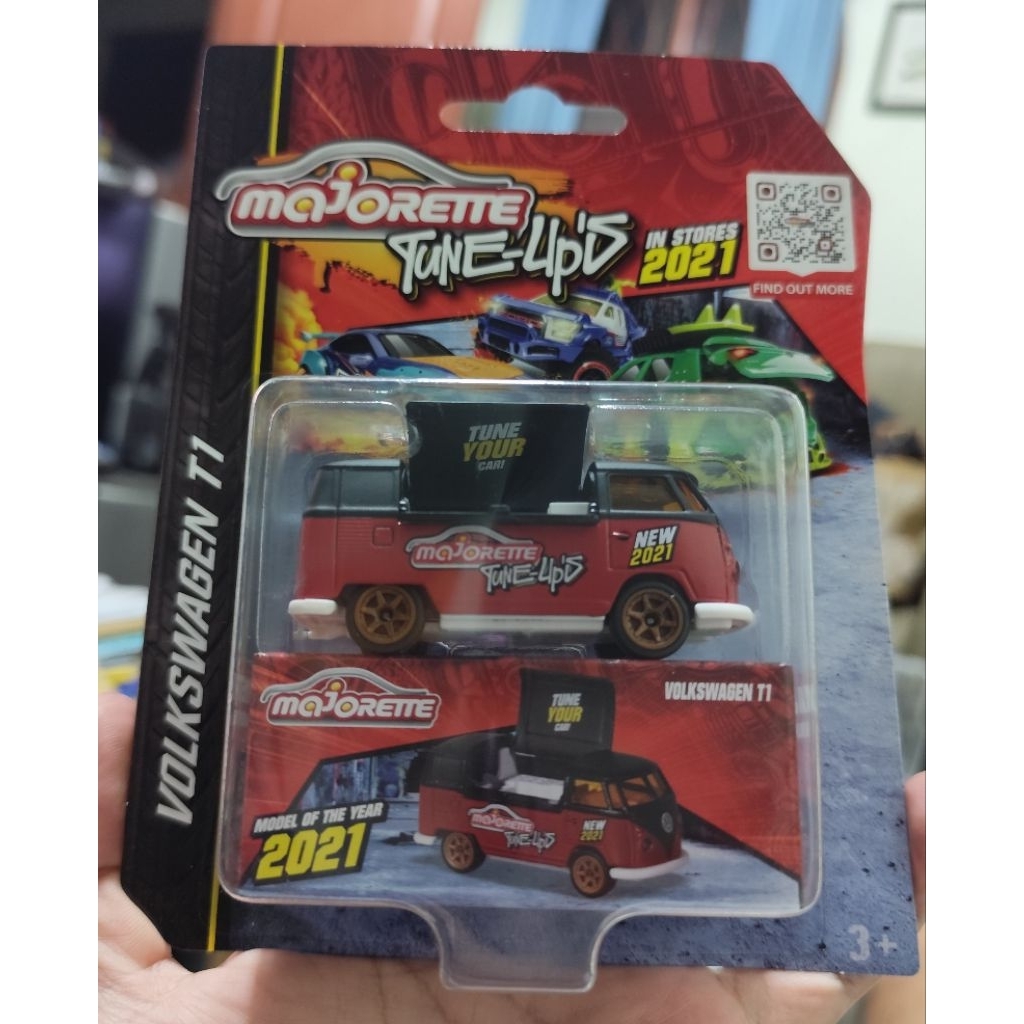 Majorette Volkswagen T1 Tune-Up's in stores 2021 1:64