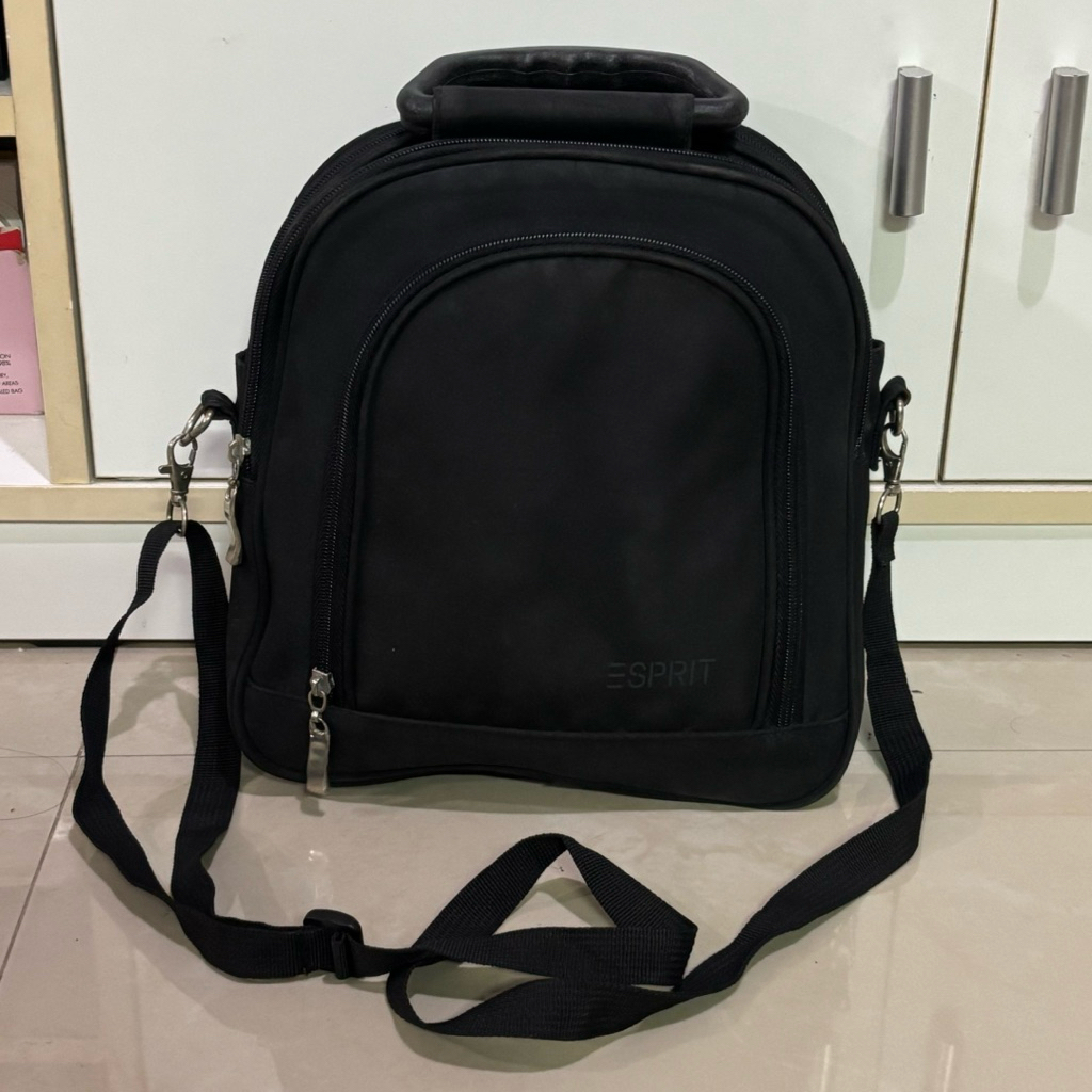 กระเป๋าสะพายและถือespritมือสอง