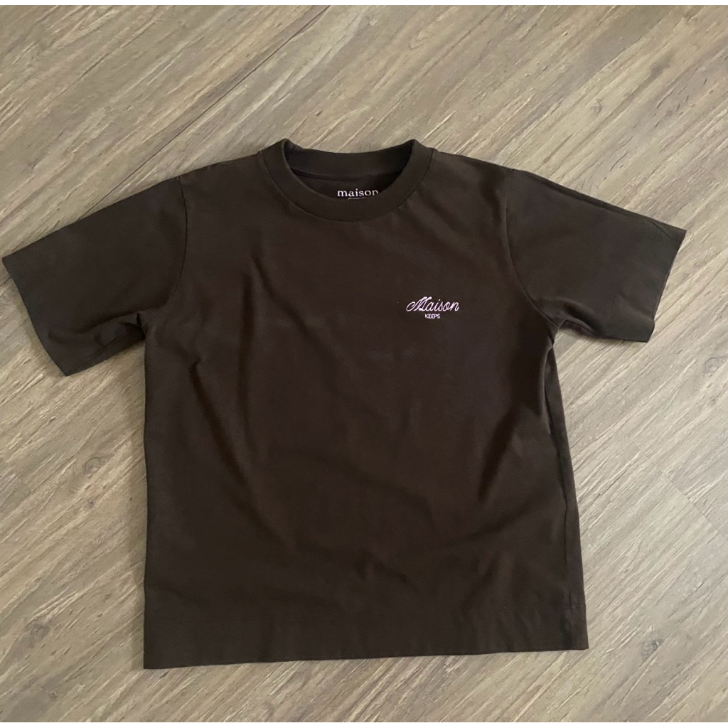 maison script tee used