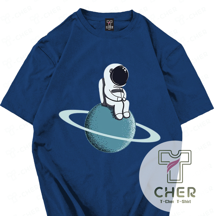 เสื้อลายนักอวกาศนั่งบนดาวเสาร์ ผ้าCotton