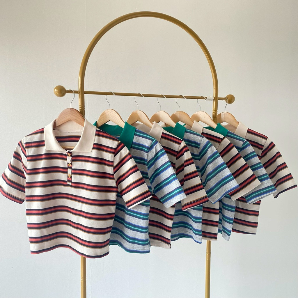 SK1-203 เสื้อครอปโปโล คอปก ติดกระดุม แขนสั้น ผ้าริ้วลายใหญ่