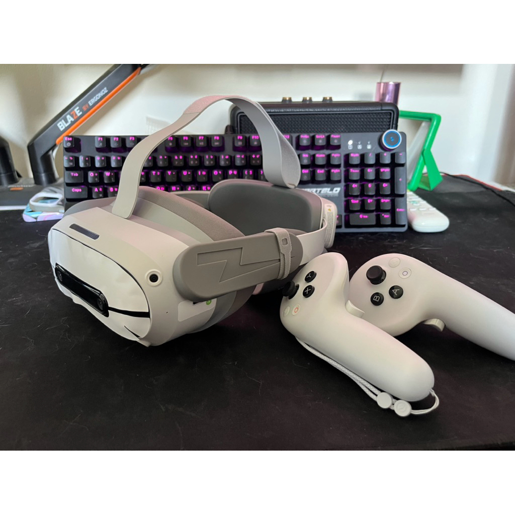 (มือสอง) PICO 4 Ultra VR Headset 12GB + 256GB