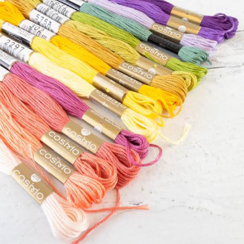 Cosmo Embroidery ไหมปักเบอร์ 25 นุ่ม ไม่เป็นขุย ญี่ปุ่นแท้ รหัส( 100 - 715 )