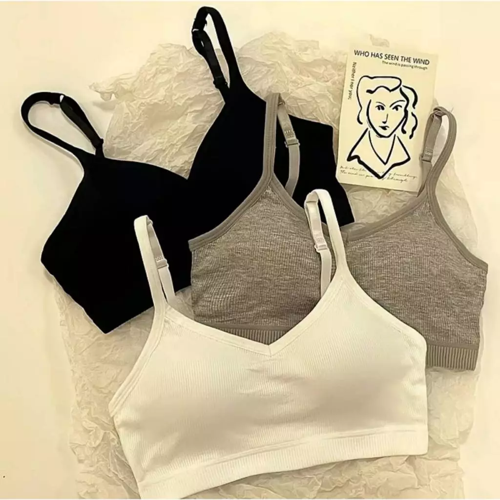 [Y D]🔥พร้อมส่ง🔥เสื้อในเด็กโต เสื้อในสปอร์ตบราเด็กผู้หญิง (ฟรีไซส์) รอบอก 24-32 นิ้ว เสื้อในนักเรียน แบบสวม#501-1
