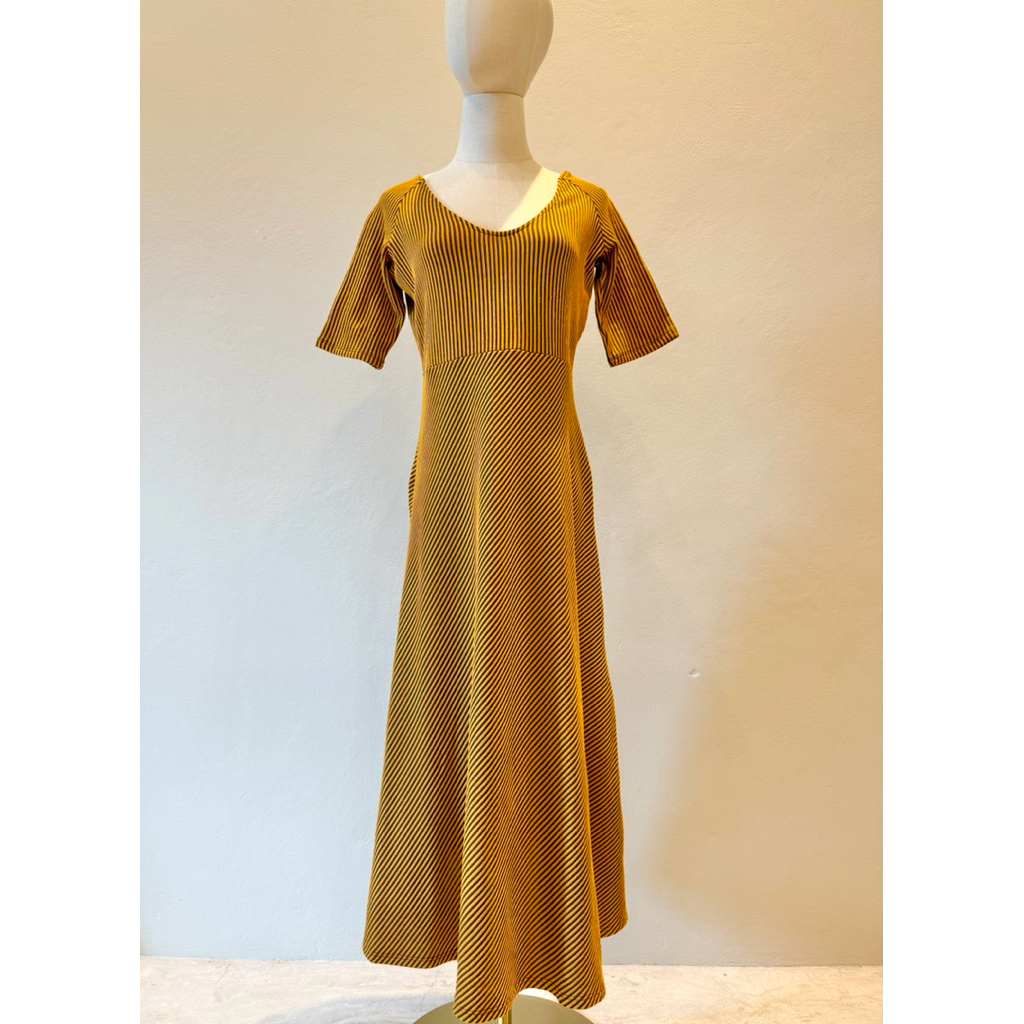 เดรสสีส้มดำยาว ZARA Size L (ZA39)