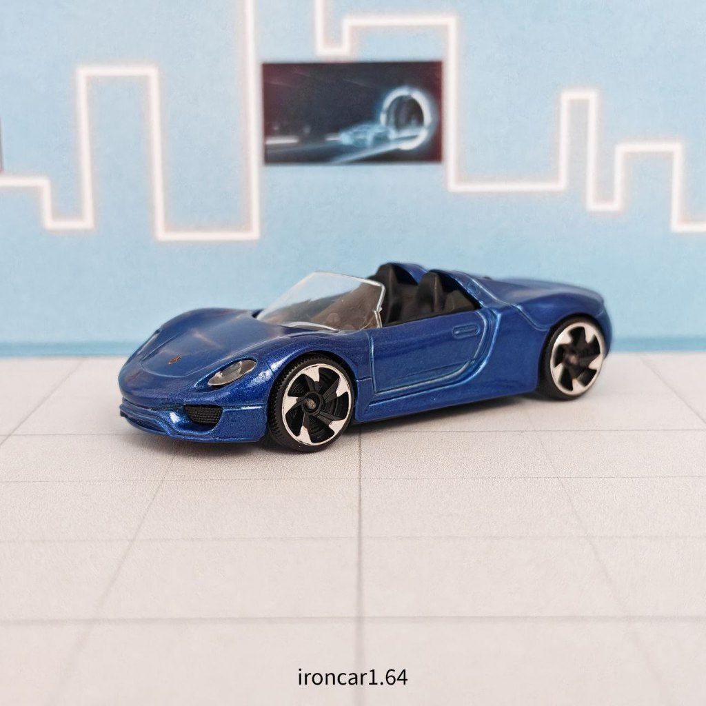โมเดลรถ majorette porsche 918 spyder สีน้ำเงิน