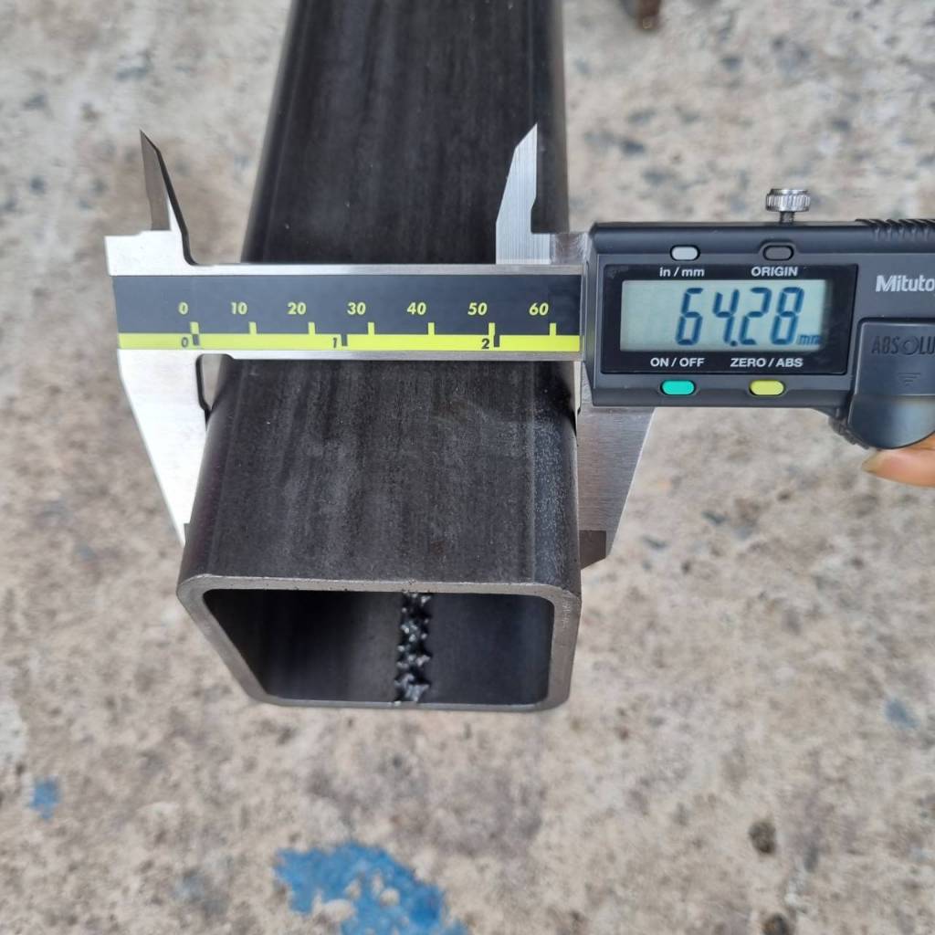 เหล็กกล่องดำ ขนาด 65x65 x หนา 4.5 มิลลิเมตร,หรือ เหล็กกล่อง 2 1/2นิ้ว x 2 1/2 นิ้ว หนา 4.5 มิลลิเมตร,เหล็กรูปพรรณแบ่งตัด - รูปที่ 2