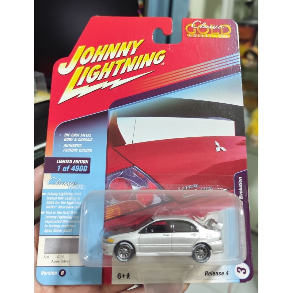 Johnny Lightning 2004 Mitsubishi Lancet Evolution 1:64