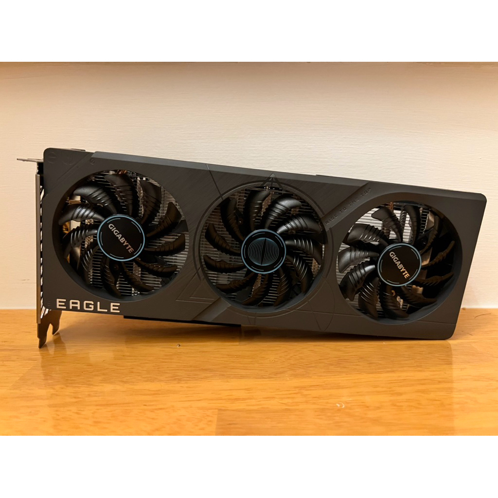 VGA GIGABYTE GEFORCE RTX 4060 EAGLE OC 8G - 8GB GDDR6