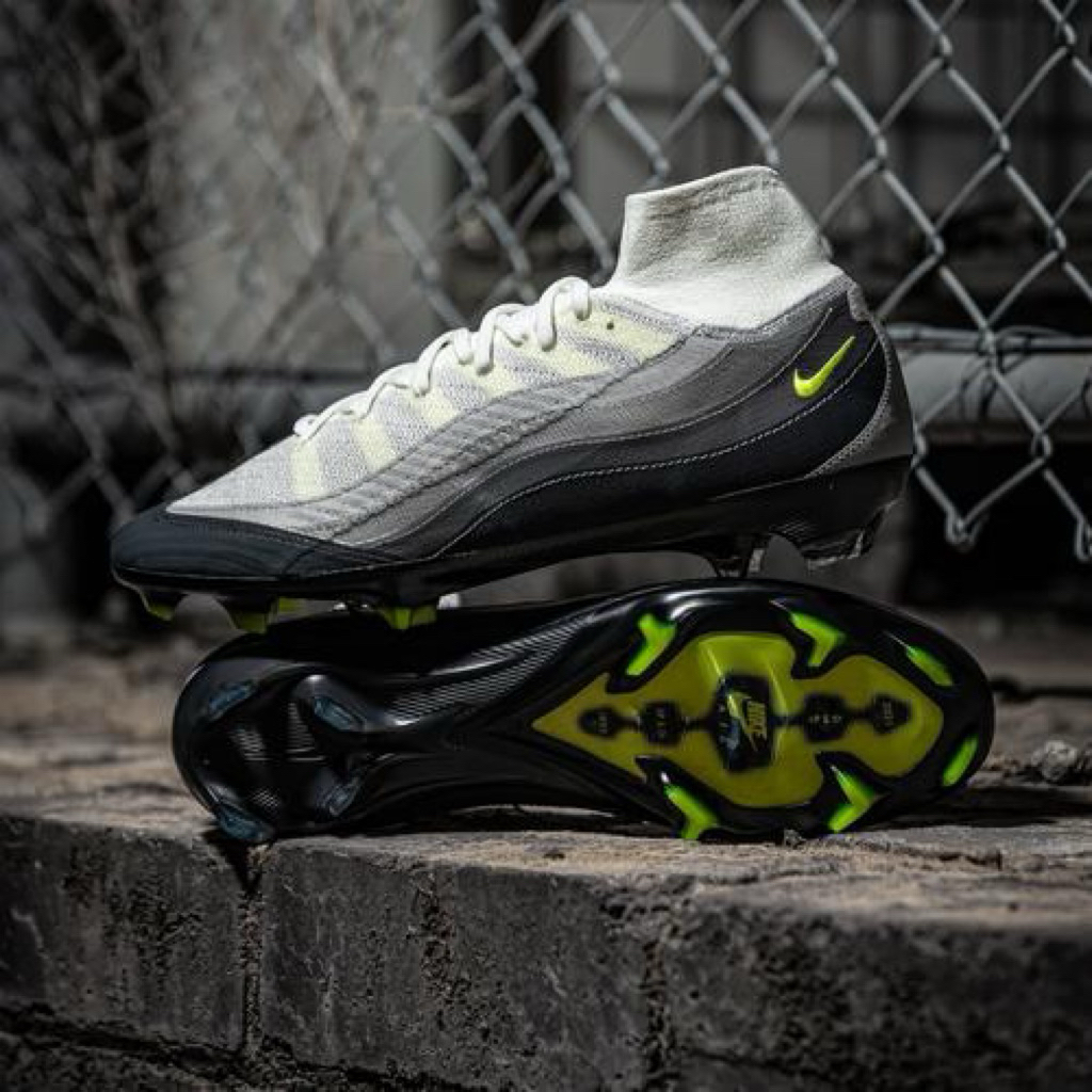 Nike Mercurial Superfly 10 Airmax 95 Elite Fg Limited  ราคา11600