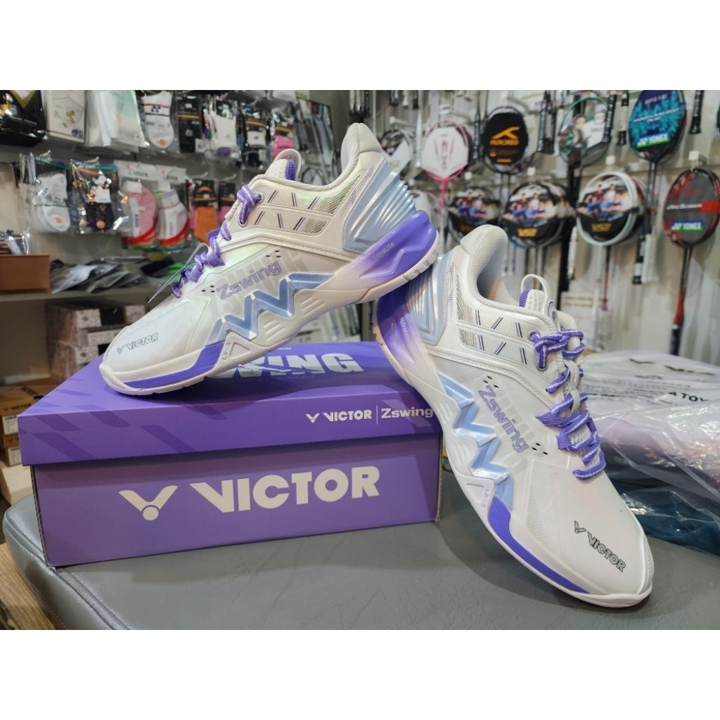 รองเท้าแบด P8500 NitroLite ZSW (Zswing)