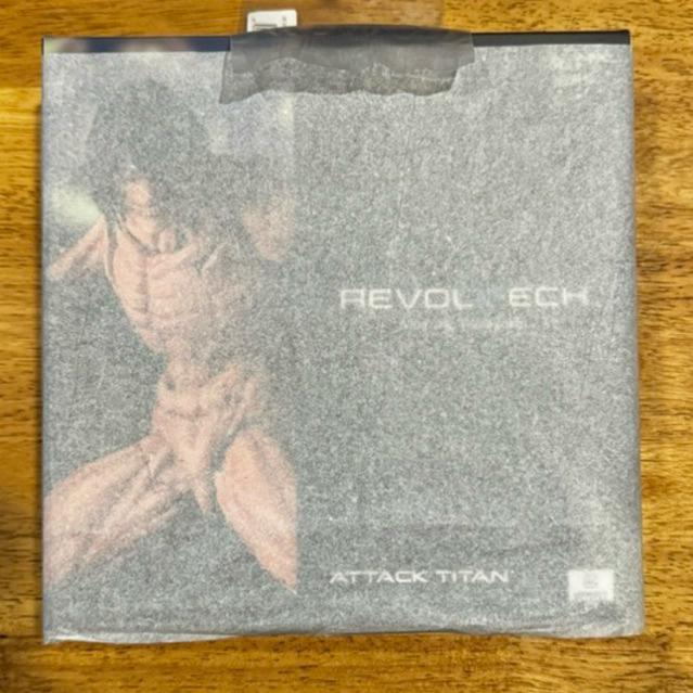 Revoltech Amazing Yamaguchi - Attack Titan Eren + Bonus Part