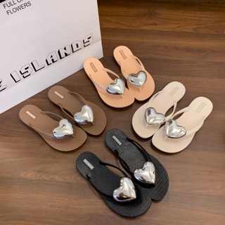 A882 รองเท้าแตะแบบสวม ตกแต่งรูปหัวใจ หูหนีบ น้ำหนักเบา เดินใ…