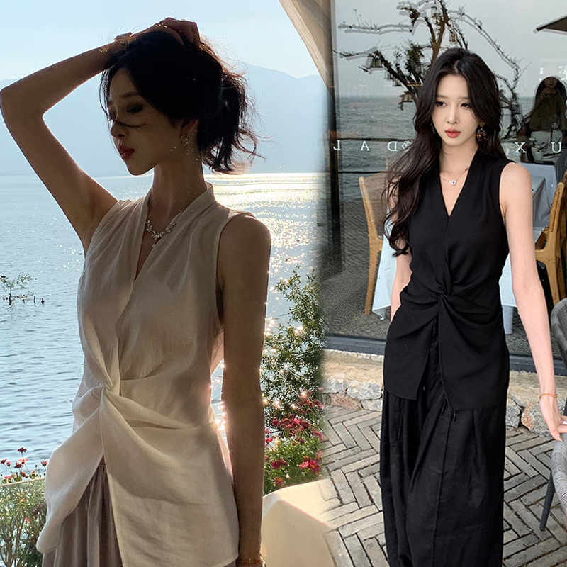 Dahong  99157  เสื้อเชิ้ตสีขาวคล้องคอ เสื้อทรงสวย ใส่แล้วสวยแกรม เซ็กซี่มากๆ ทรงสวยมากเข้ารูป