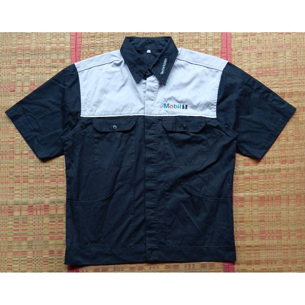 เสื้อช็อปช่างน้ำมันเครื่อง Mobil 1