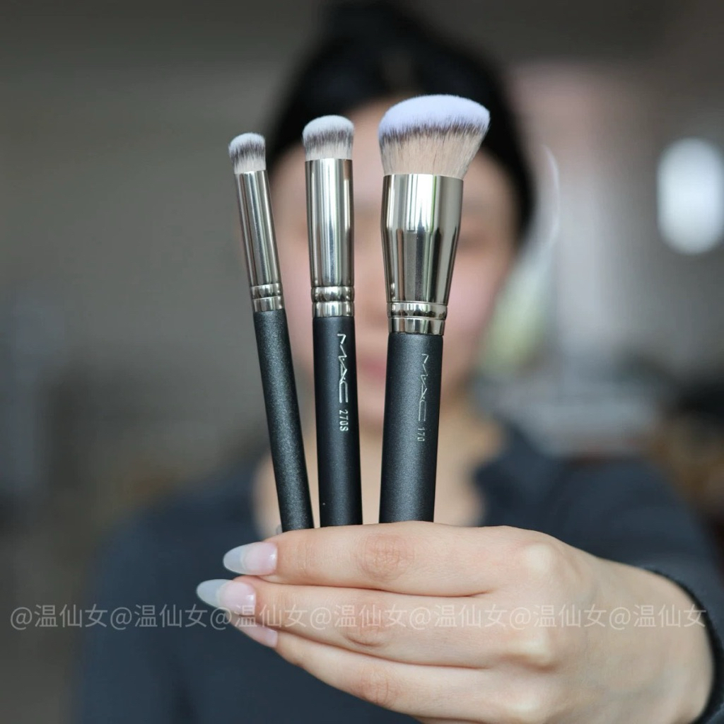 (พร้อมส่ง) MC แปรงลงรองพื้น แปรงเกลี่ยคอนซิลเลอร์ คอนทัวร์