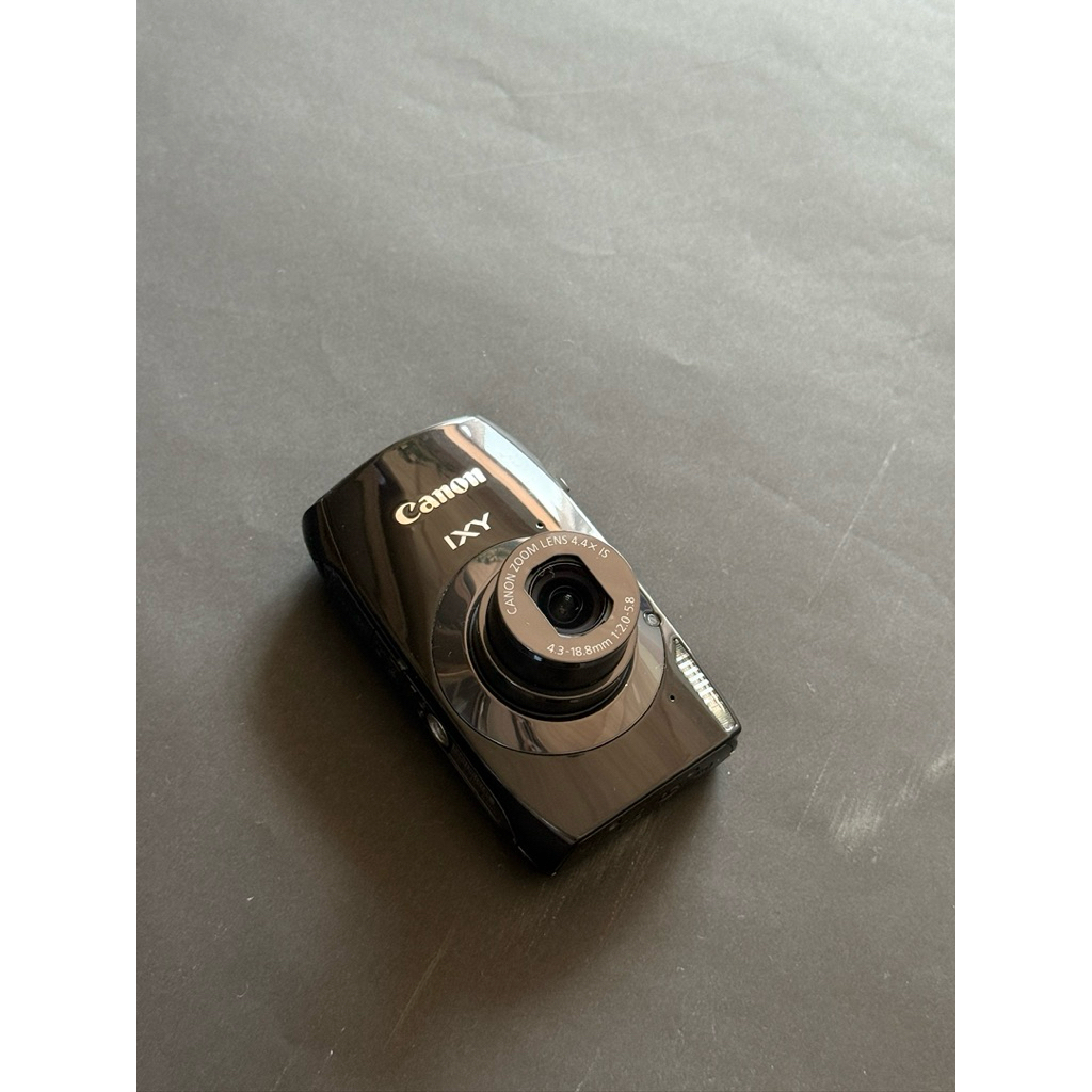 Canon Ixy  32S black