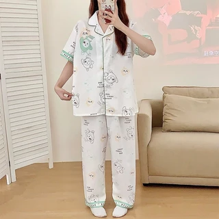 🌸ชุดนอนผู้หญิง🌸แขนสั้นขายาว L-4XL ผ้าไหมอิตาลี ชุดนอนคอปก ลายการ์ตูนน่ารัก งานใส่สบาย บิ๊กไซร์ สินค้าพร้อมส่ง