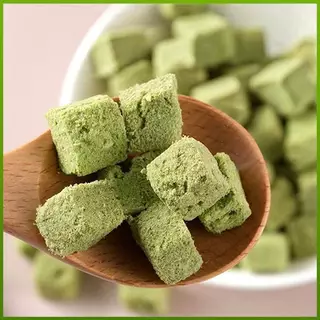 MI ขนมหญ้าแมว ฟรีซดราย ผลิตจากต้นอ่อนข้าวสาลี ผสมอกไก่ Catnip