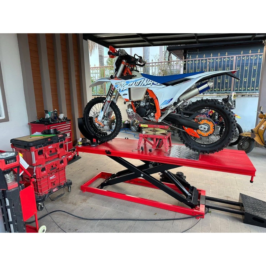 ลิฟต์ยกมอเตอร์ไซค์ SD700 ไดเซนDisen