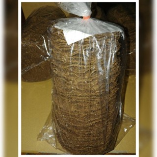 ถั่วเน่าแผ่น ขนาด 500 กรัม และ 1 กิโลกรัม