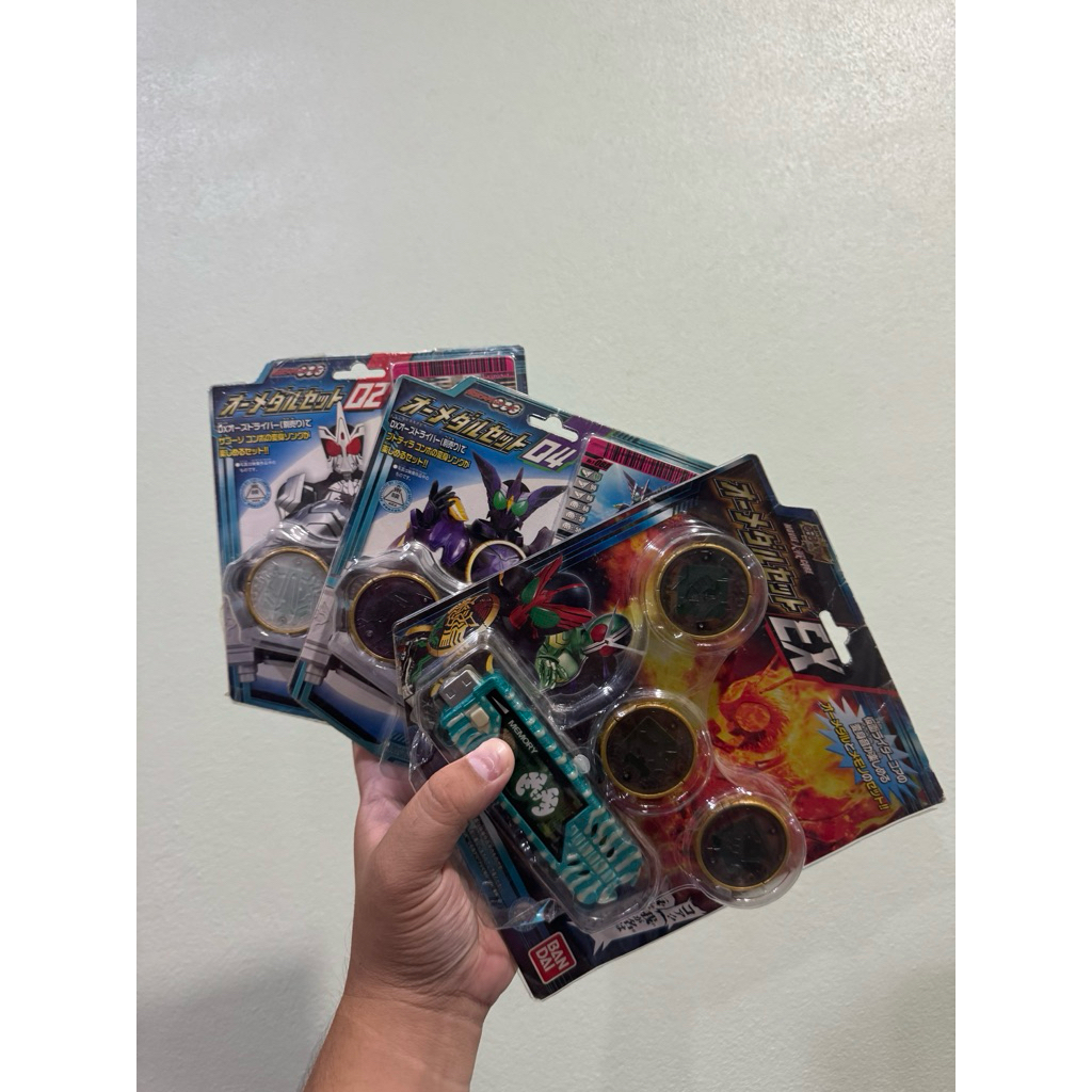 DX OOO-medal combo set จากซีรีย์คาเมนไรเดอร์ OOO มือ1 มือ2